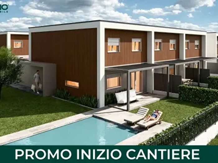 Casa quadrilocale in vendita in Via Aldo Moro, Cologno Al Serio
