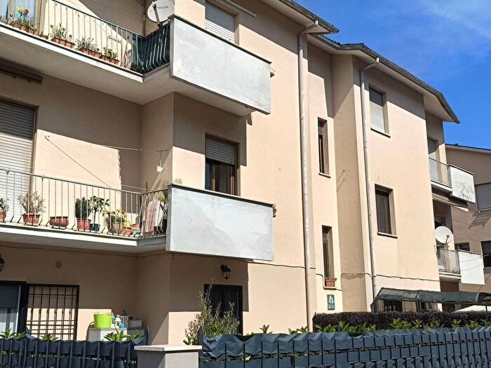 Appartamento trilocale in affitto in Via Pomezia, Centro, Colleferro