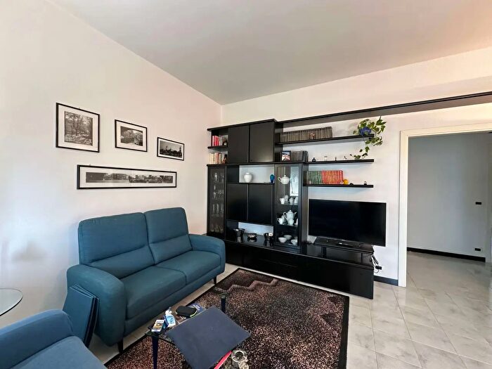 Appartamento quadrilocale in vendita in Via Crivelli, Ancona