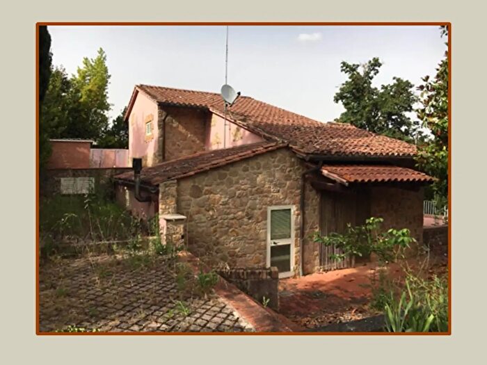 Casa quadrilocale in vendita in Sovicille