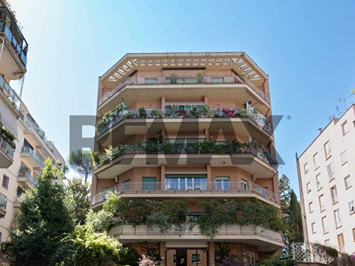 Appartamento con 5 locali in affitto in Via Barnaba Tortolini, Euclide, Roma