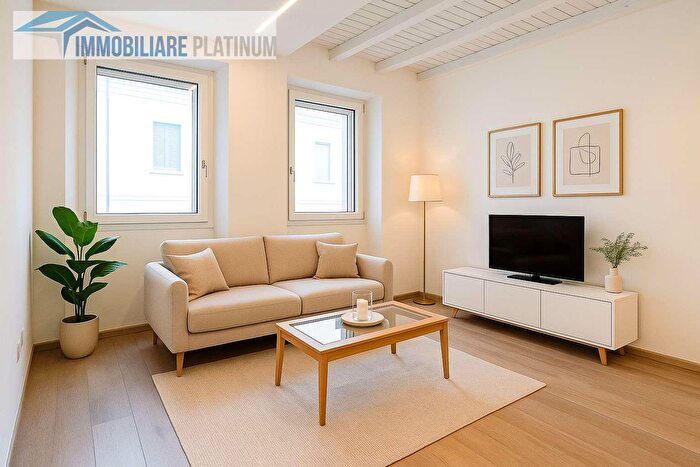 Appartamento bilocale in vendita in Via Italia, Macherio