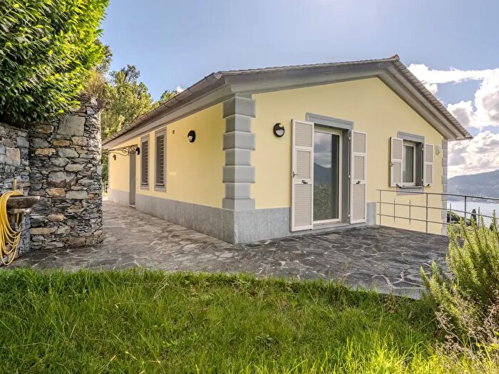 Casa con 10 locali in vendita in Via San Bernardo a, Zoagli