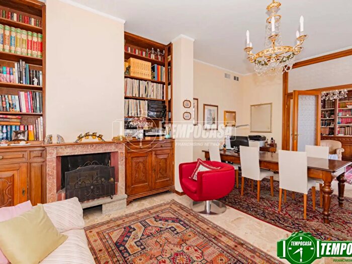 Appartamento con 5 locali in vendita in Via Gerolamo Savonarola, Voghera