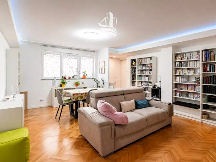 Appartamento trilocale in vendita in Via San Vigilio, Bolzano