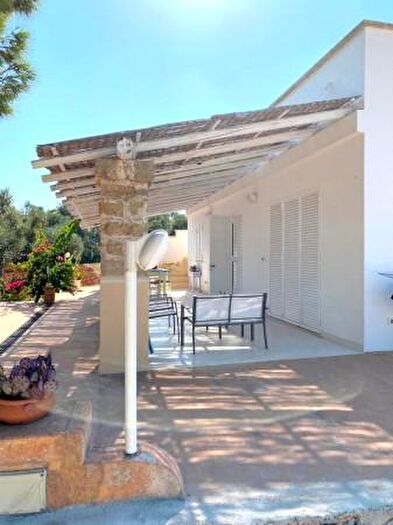 Casa quadrilocale in affitto in Castrignano Del Capo