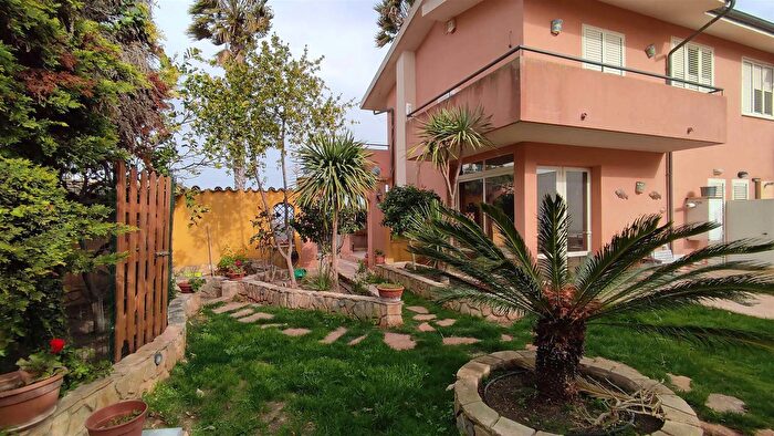 Casa con 6 locali in vendita in Sciacca