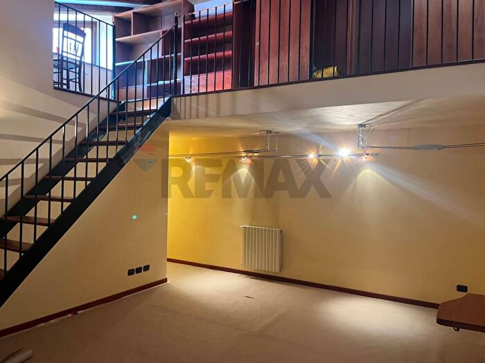 Appartamento quadrilocale in affitto in Via Euplio Reina, Centro Storico, Catania