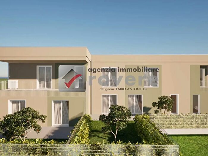 Appartamento con 6 locali in vendita in Carbonera