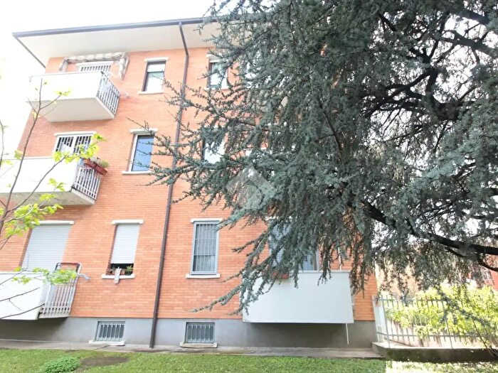 Appartamento trilocale in vendita in Via Piave, Sulbiate