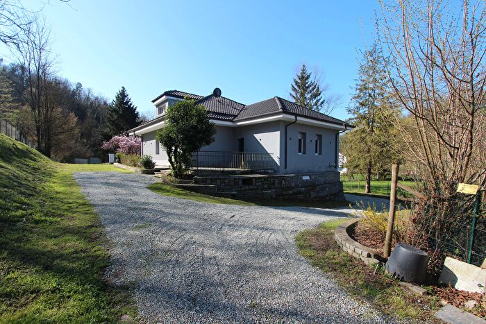 Casa con 9 locali in vendita in Regione Cavallerino, Sciolze