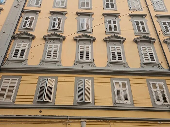 Appartamento con 5 locali in vendita in Trieste