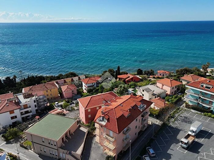 Appartamento monolocale in vendita in Via Piani Paorelli, Costarainera