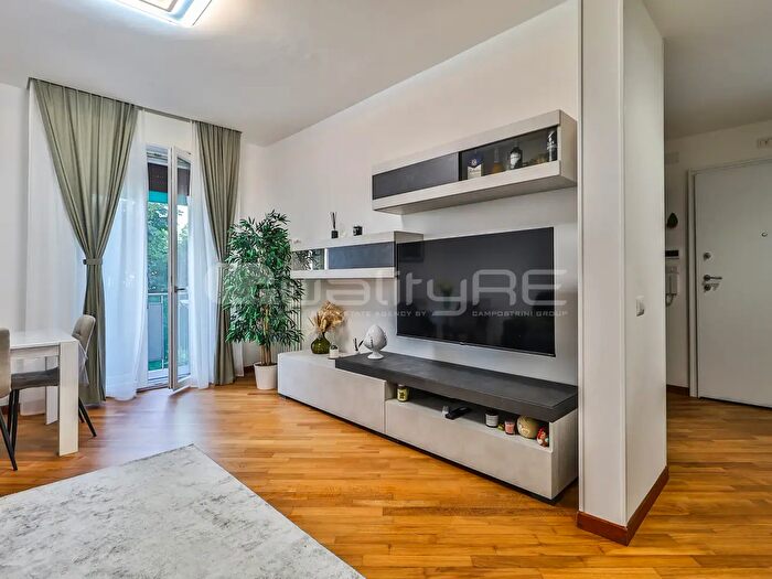 Appartamento quadrilocale in vendita in Via Cesare Ottaviano, Bologna