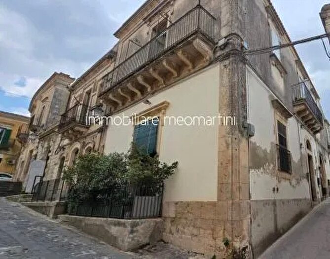 Appartamento con 5 locali in vendita in Via Caronte Palazzolo Acreide Sr, Palazzolo Acreide