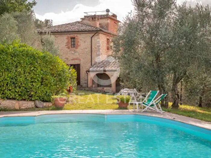 Casa con 6 locali in vendita in Via Aiaccia, Rapolano Terme