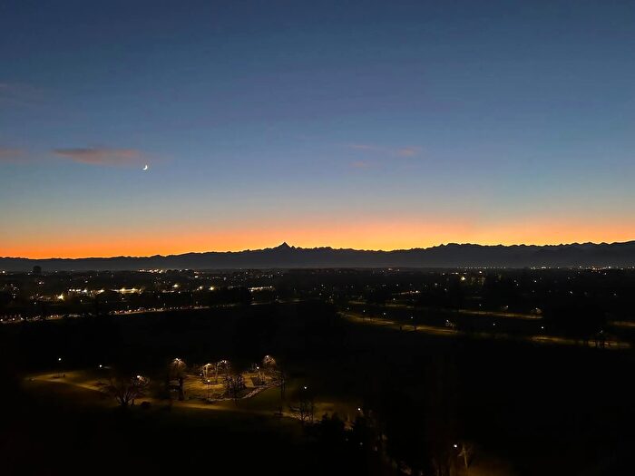 Appartamento con 5 locali in vendita in Via Fratelli Garrone, Torino