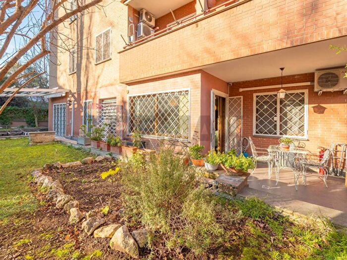 Appartamento bilocale in affitto in via dellorsa maggiore, Torrino, Roma