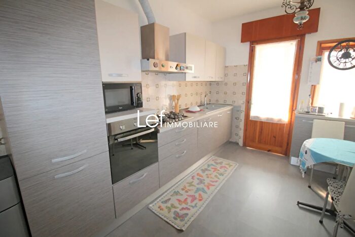 Appartamento con 6 locali in vendita in San Pietro Di Feletto