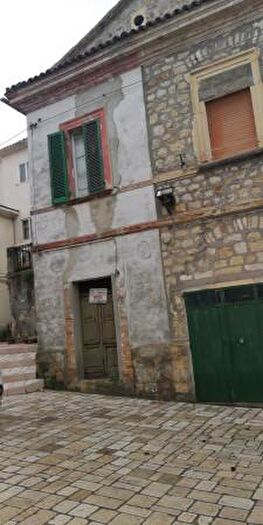 Casa con 6 locali in vendita in Via Cesare Battisti, Furci