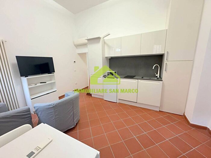 Appartamento bilocale in affitto in Via Mascheraio, Centro Storico, Ferrara