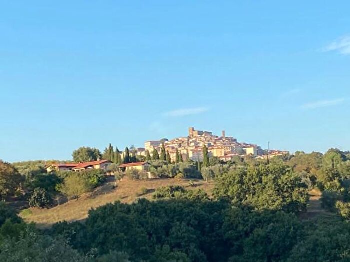 Casa quadrilocale in vendita in Manciano