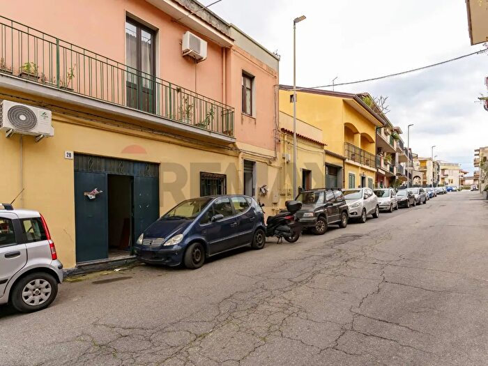 Casa con 6 locali in vendita in Via Acicastello, Aci Castello