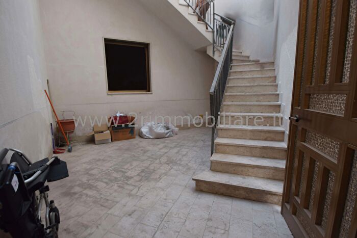 Casa con 8 locali in vendita in Mazara Del Vallo