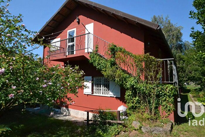 Casa con 10 locali in vendita in Via Valcalda, Tiglieto