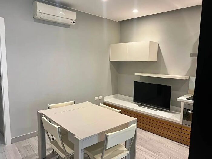 Appartamento bilocale in affitto in Via Antonello da Messina, Aci Castello