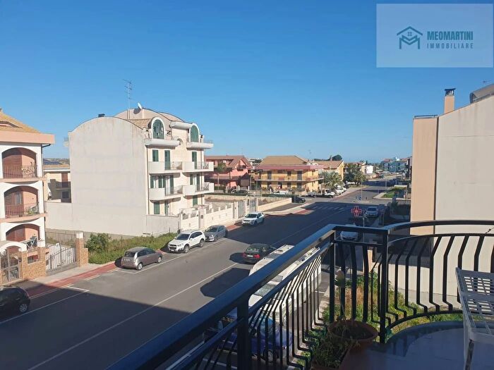 Appartamento quadrilocale in affitto in Viale Filippo Turati Floridia Sr, Floridia