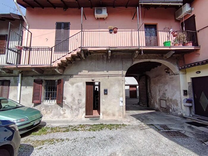 Appartamento monolocale in affitto in Via Filzi, Carate Brianza