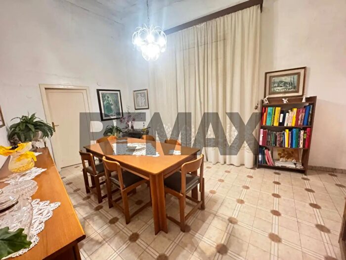 Casa con 5 locali in vendita in Via Giuseppe Garibaldi, Palazzolo Acreide