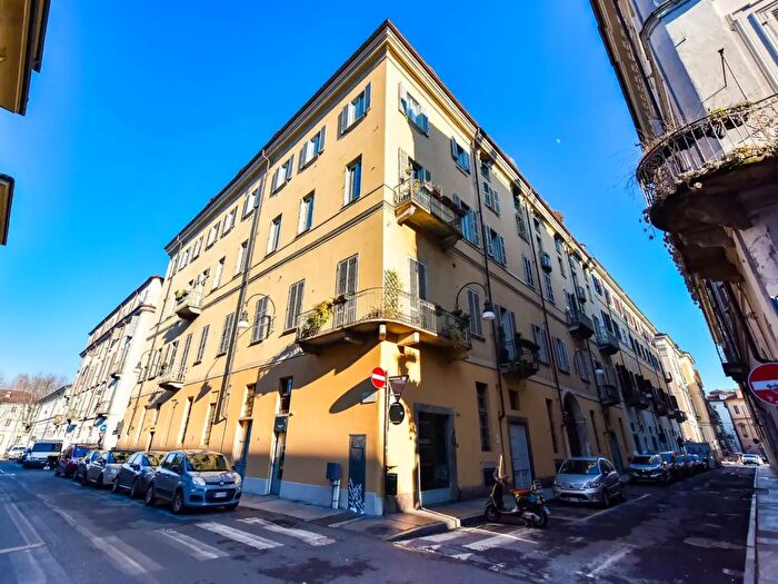 Appartamento bilocale in affitto in Via Santa Chiara, Torino