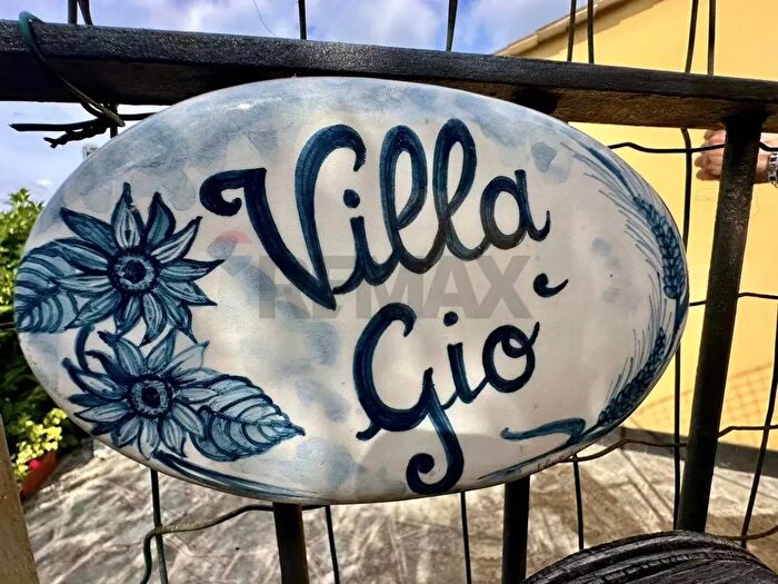 Casa trilocale in vendita in Frazione Lemeglio, Moneglia