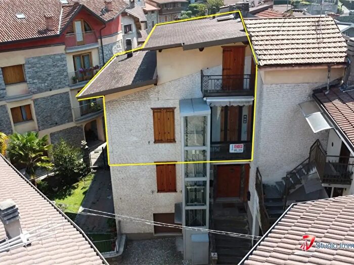 Appartamento con 5 locali in vendita in Via Corna, Cedegolo