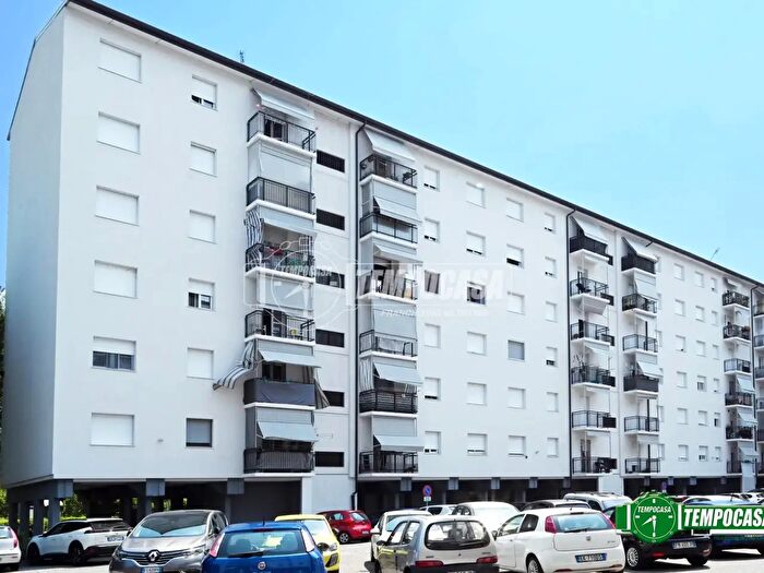 Appartamento con 5 locali in vendita in Via San Marchese B, Venaria Reale