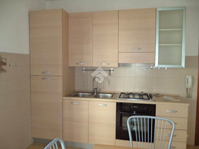 Appartamento trilocale in affitto in Centro, Vedelago