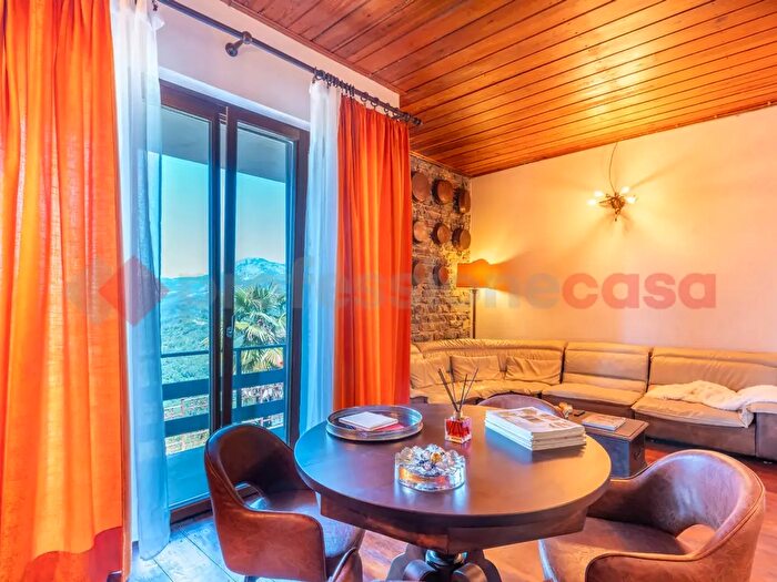 Casa con 5 locali in vendita in Via Belvedere Snc, Pieve Fosciana