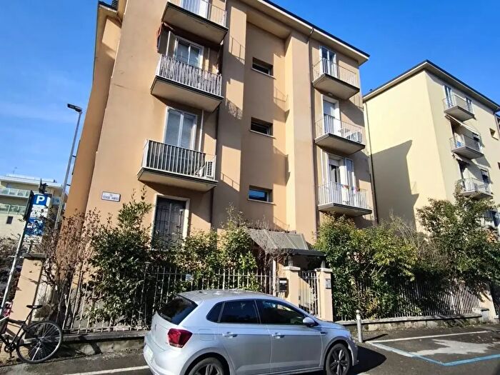 Appartamento trilocale in vendita in Bologna