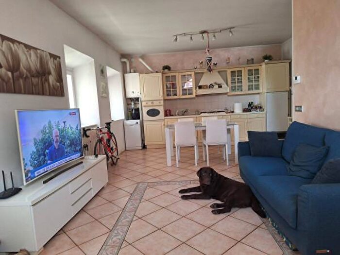 Casa trilocale in vendita in Frazione Chero, Carpaneto Piacentino