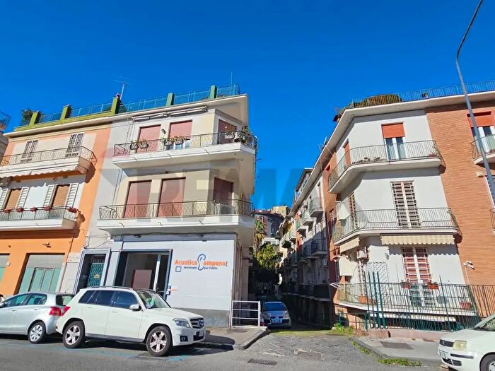 Appartamento monolocale in vendita in Napoli