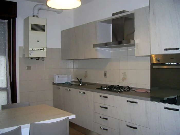 Appartamento con 5 locali in affitto in Via Colombo, Borgo Virgilio