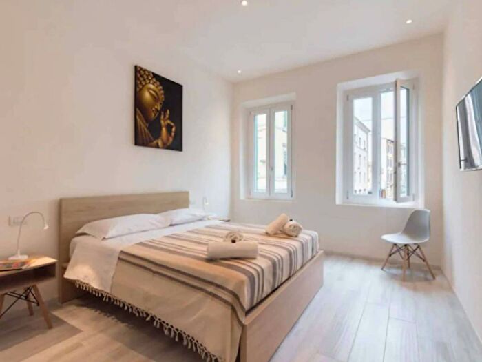 Appartamento bilocale in affitto in Via dell'Albero, Borgo Ognissanti Il Prato, Firenze
