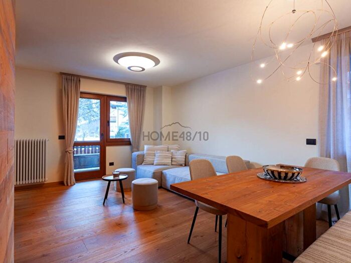 Appartamento trilocale in affitto in Strada Regionale, Centro, Courmayeur