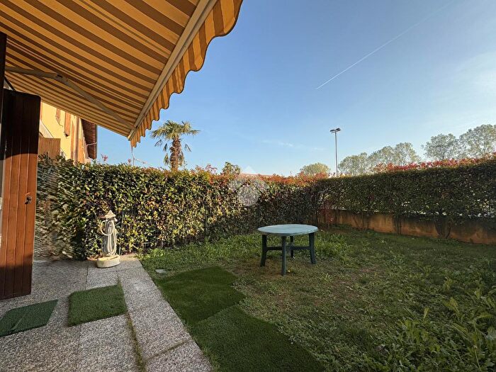 Appartamento bilocale in vendita in Via S Allende, Masate