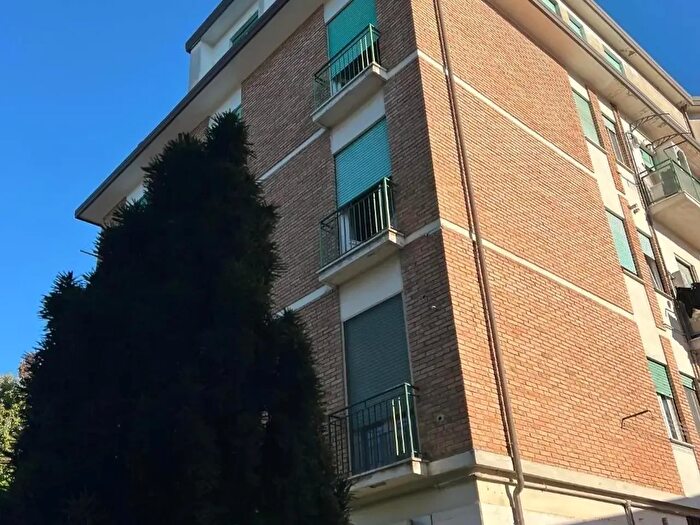 Appartamento trilocale in affitto in Iazza Indipende, Calcinaia