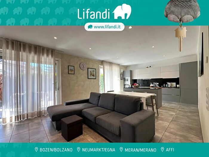 Appartamento quadrilocale in vendita in Via Paese, Terlano