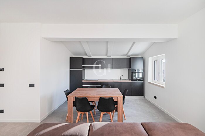 Appartamento quadrilocale in vendita in Via Case Nuove, Sirmione