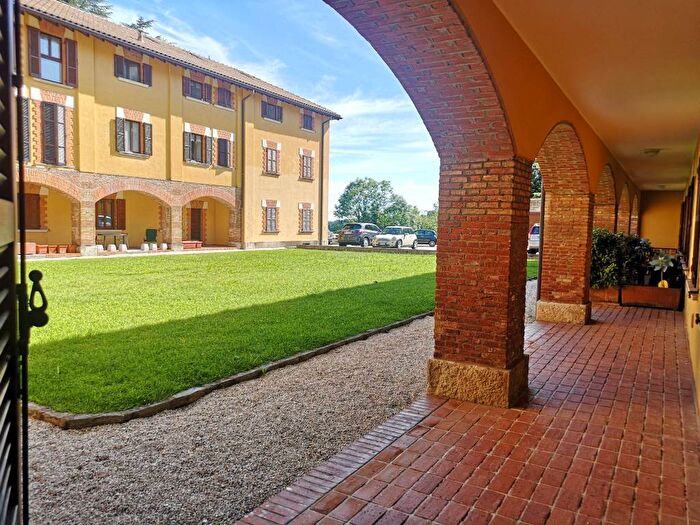 Appartamento bilocale in affitto in Via Ermenegildo Castiglioni, Induno Olona